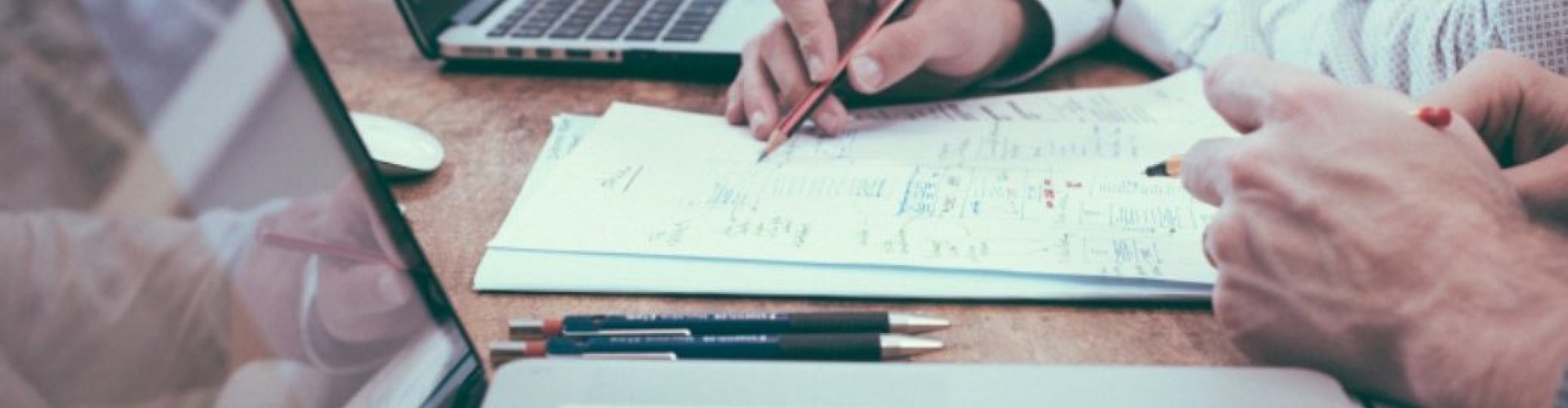 Writing between two laptops