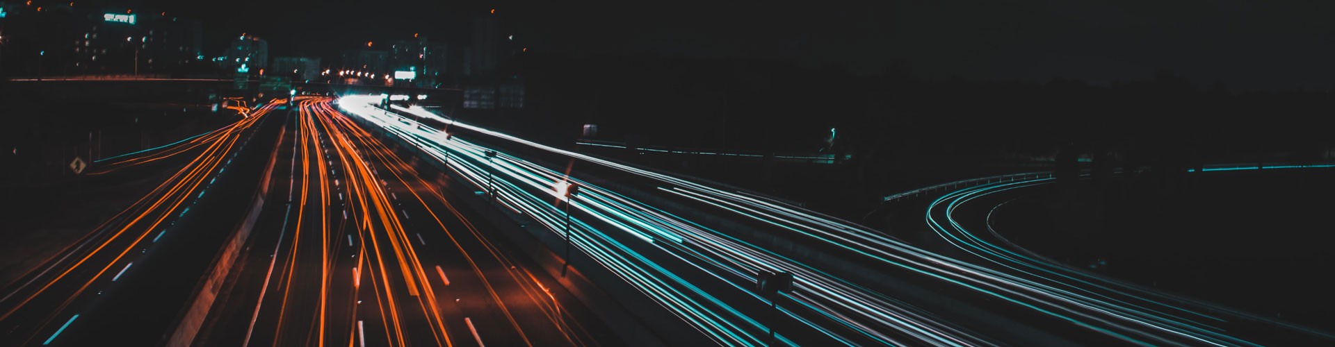 timelapse trafic at night